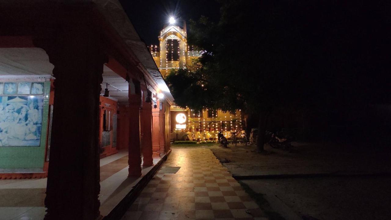 The Kashi Residency Varanasi Luaran gambar